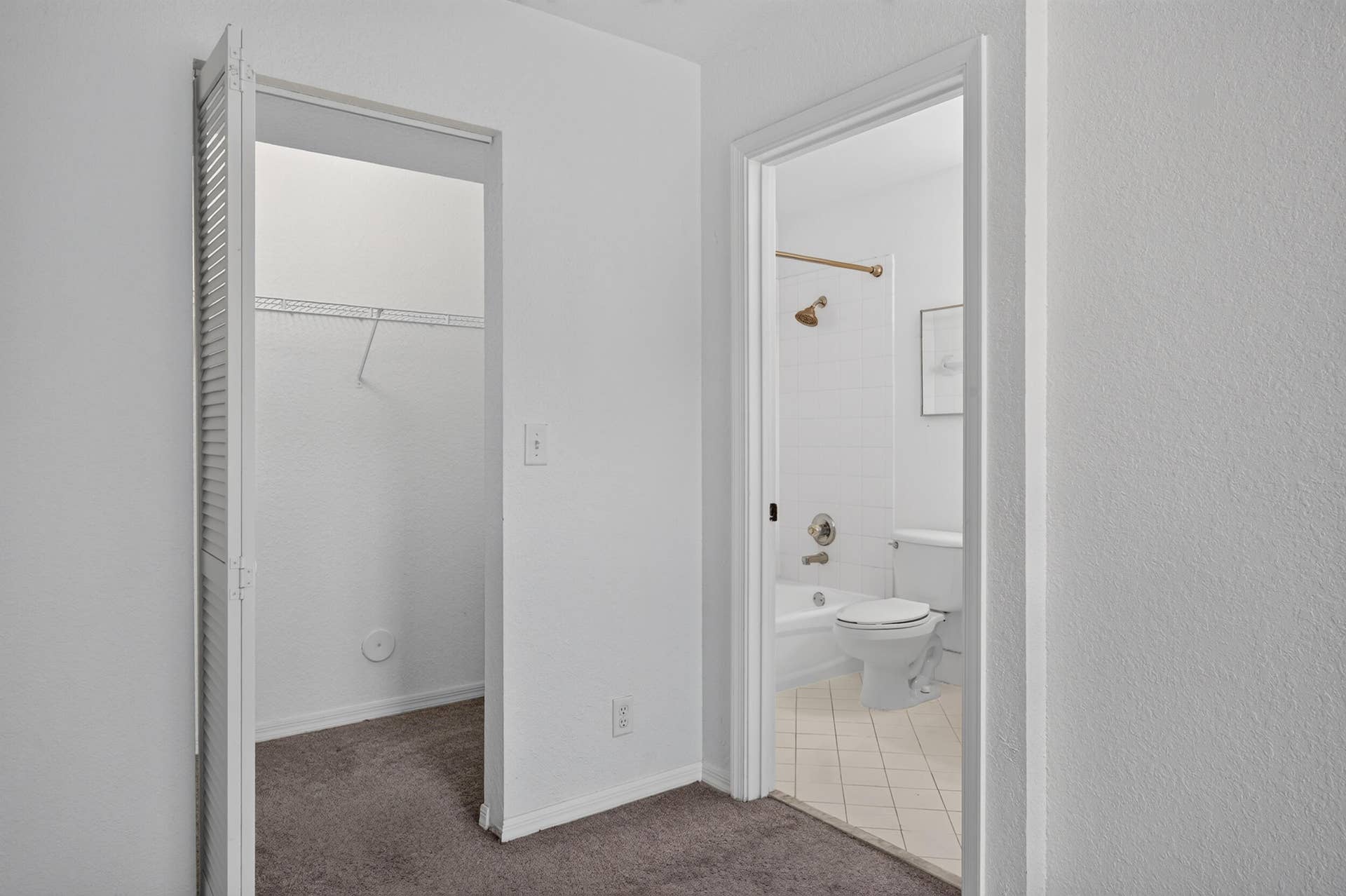 2391 Pasadena Way, Weston, FL 33327 2391-39