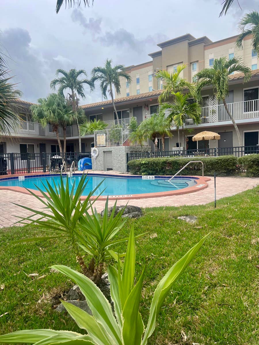 Property photo for 915 SE 22nd Avenue, Pompano Beach, FL