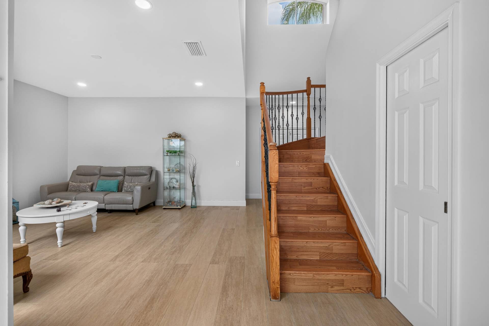 229 E Bayridge Drive, Weston, FL 33326 229-39