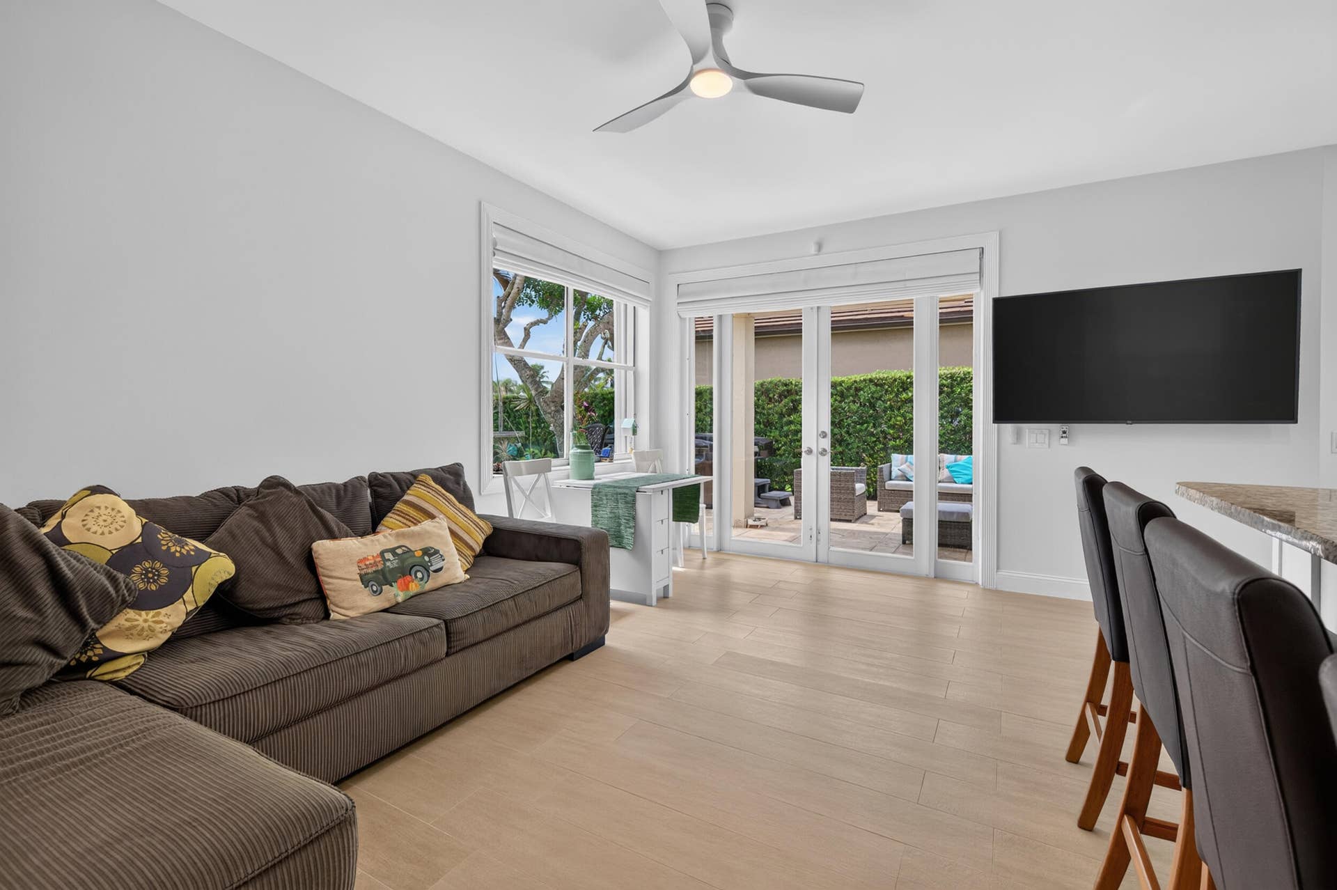 229 E Bayridge Drive, Weston, FL 33326 229-47