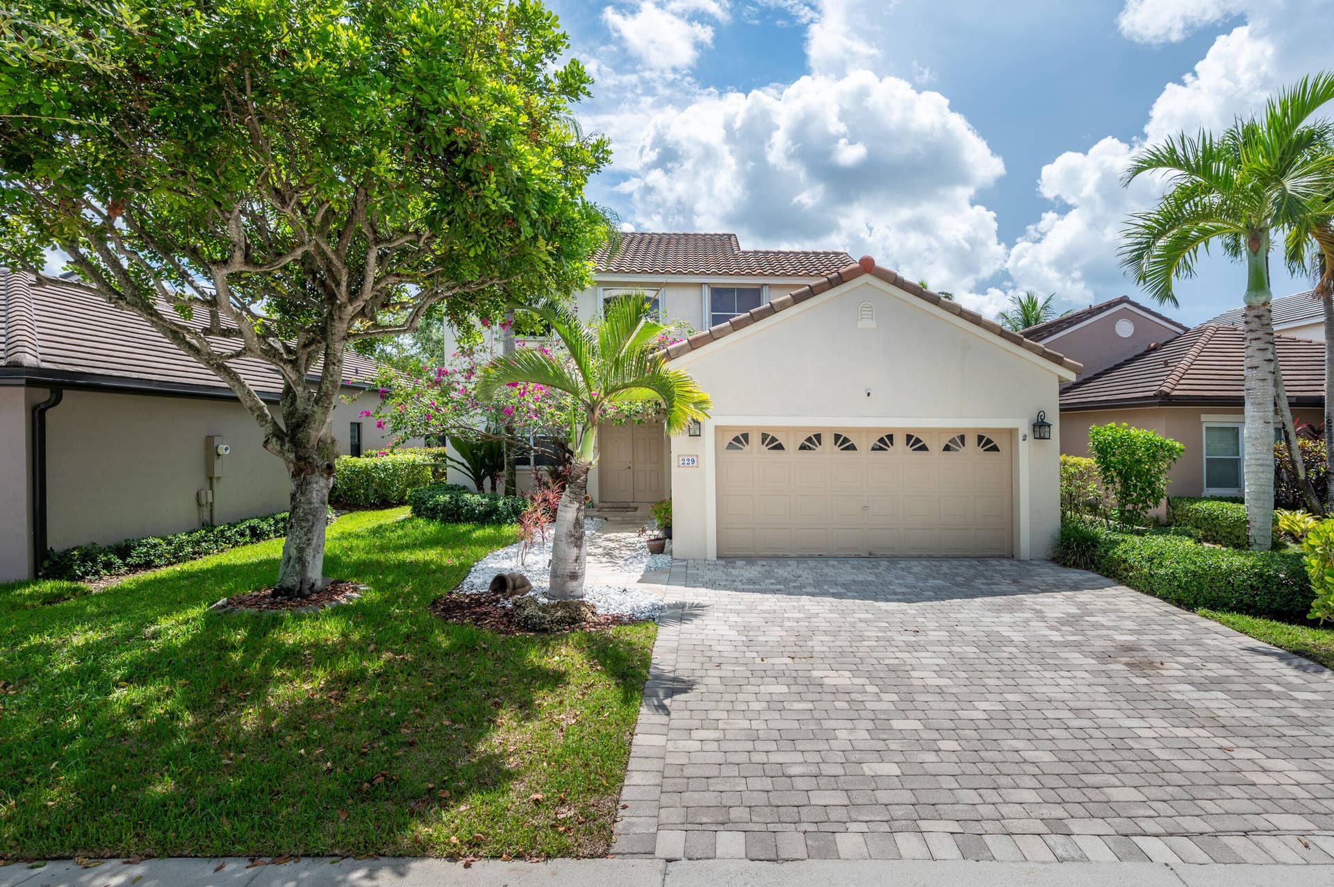 229 E Bayridge Drive, Weston, FL 33326 229-26