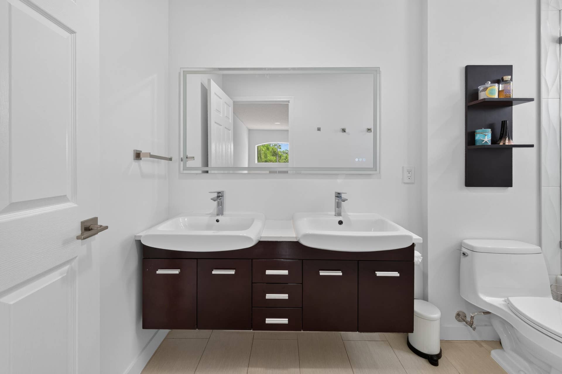 229 E Bayridge Drive, Weston, FL 33326 229-54