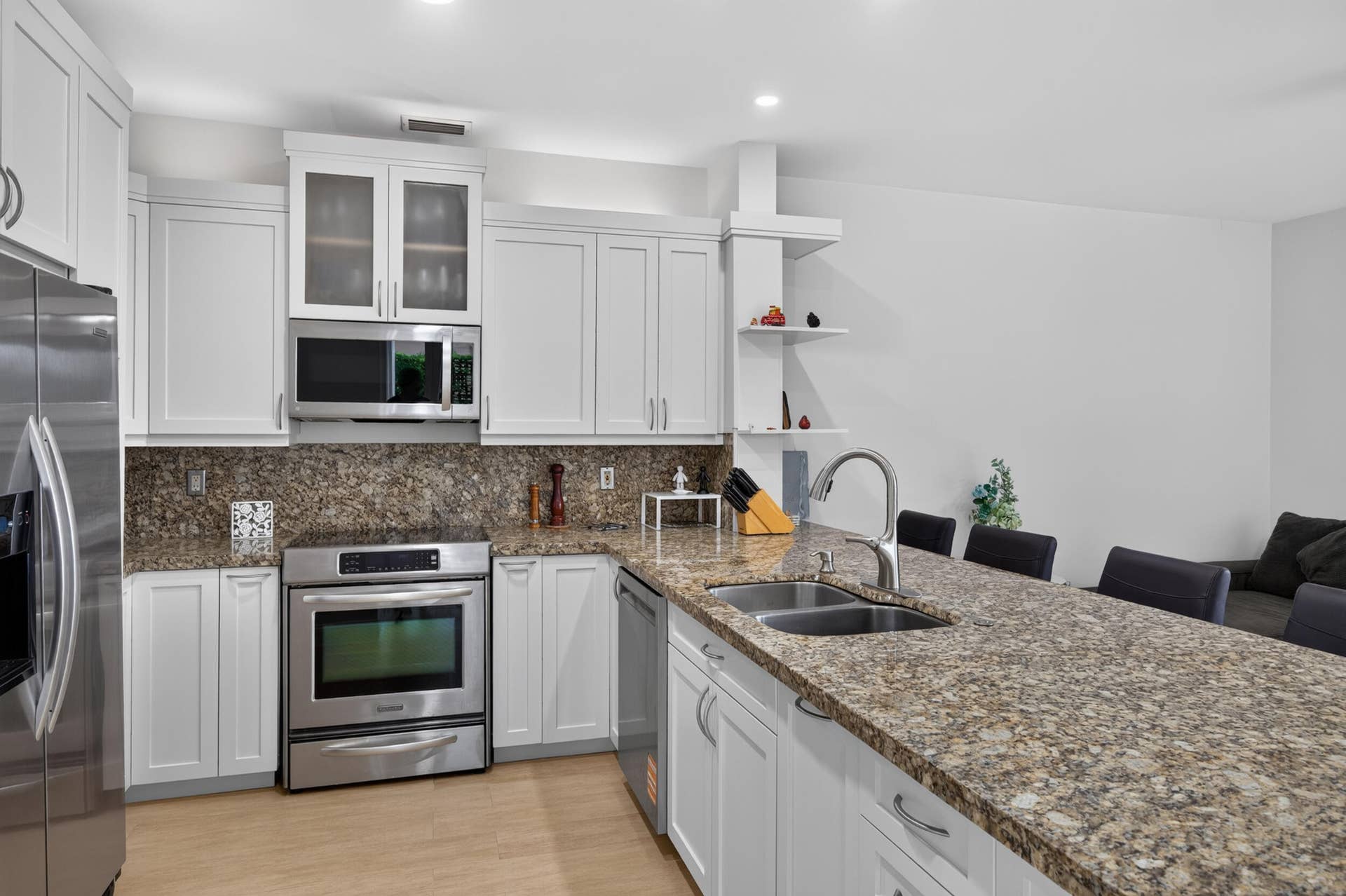 229 E Bayridge Drive, Weston, FL 33326 229-46