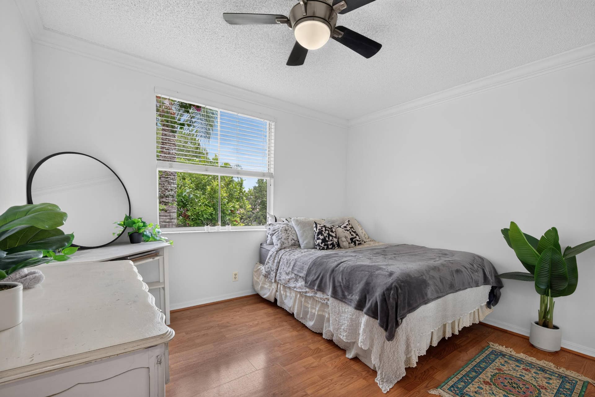 229 E Bayridge Drive, Weston, FL 33326 229-56
