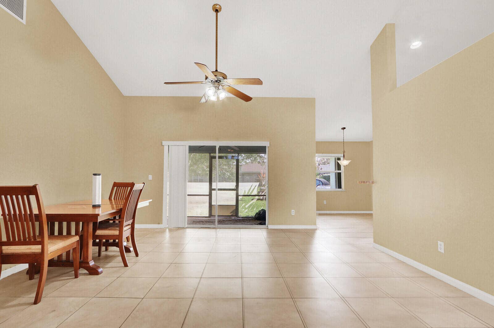 2826 SW Ann Arbor Road, Port St Lucie, FL 34953 Formal dining