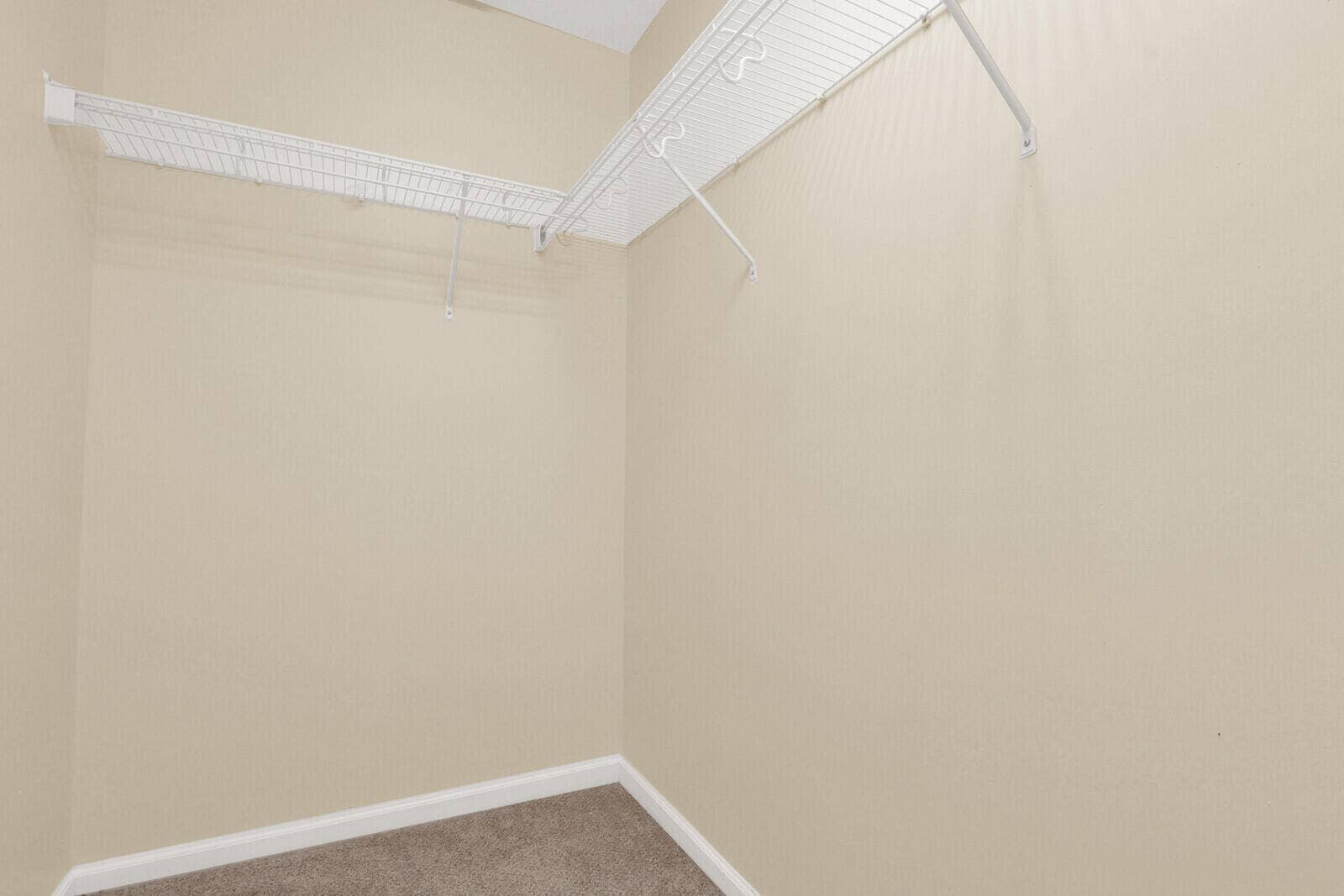 2826 SW Ann Arbor Road, Port St Lucie, FL 34953 30_Image_31_mls