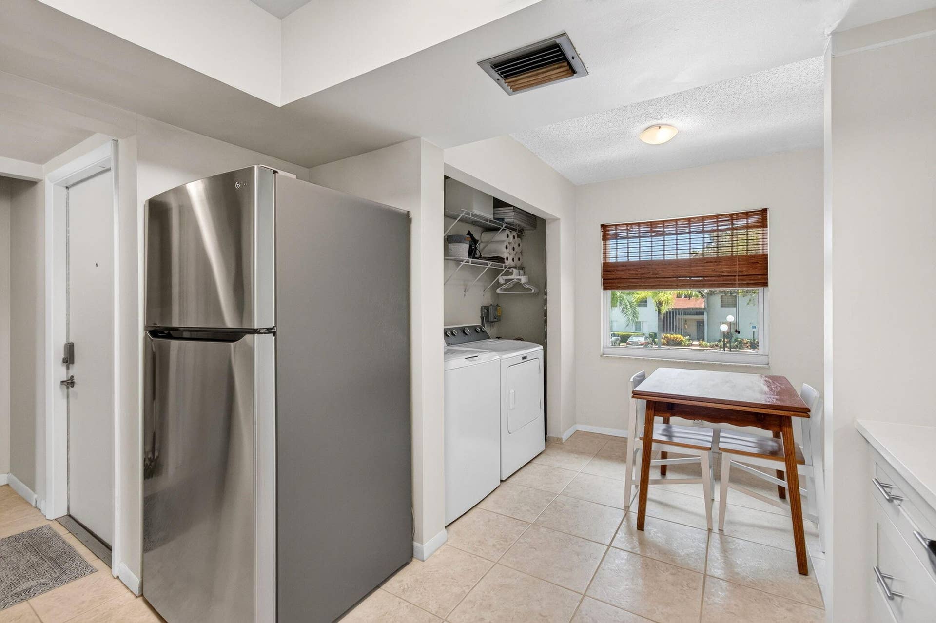 6600 S Oriole Boulevard, Delray Beach, FL 33446 Eat-In Kitchen