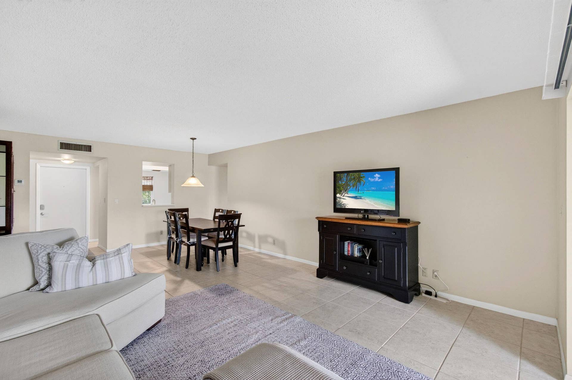 6600 S Oriole Boulevard, Delray Beach, FL 33446 21-web-or-mls-DSC_6296