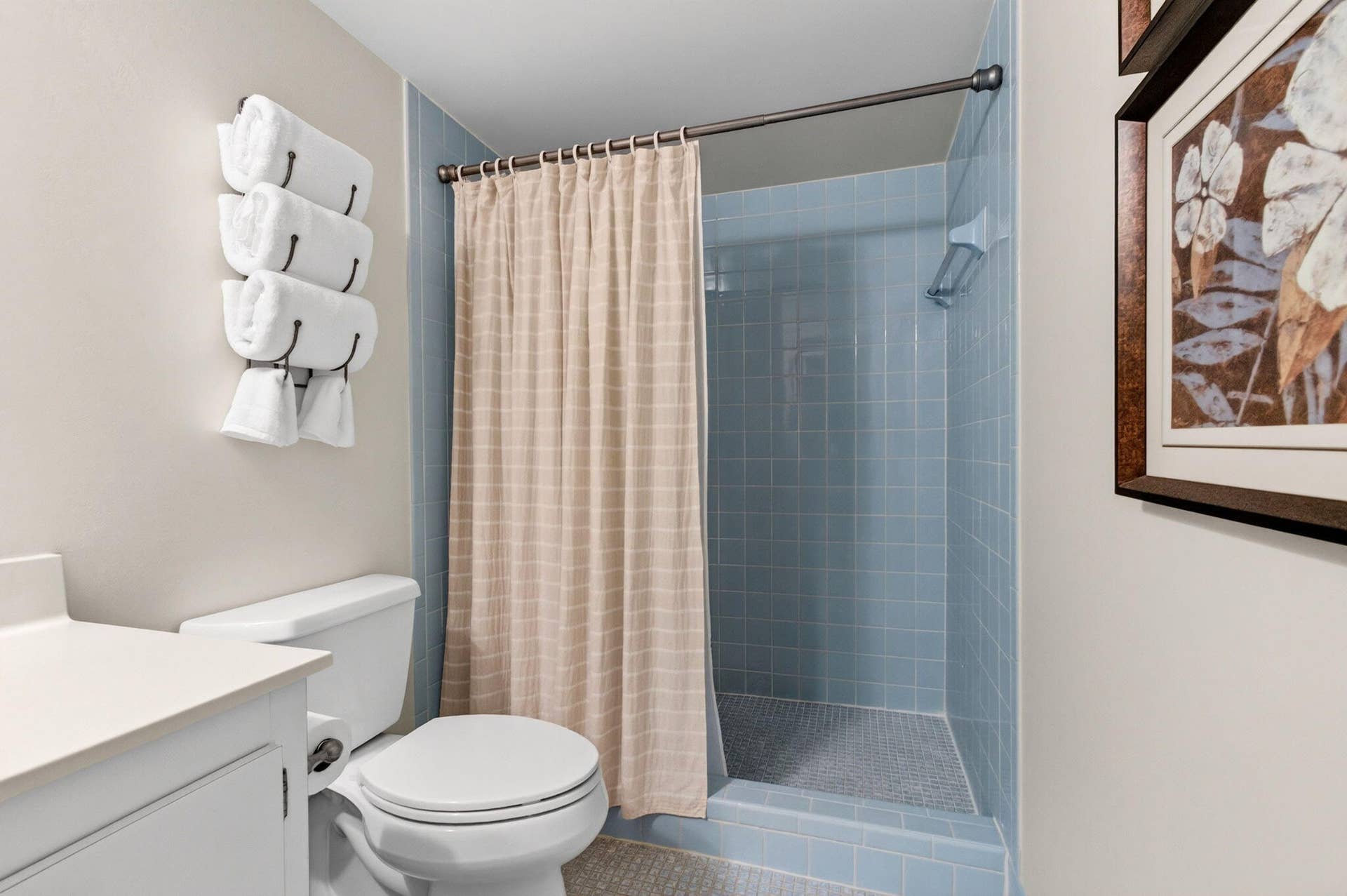 6600 S Oriole Boulevard, Delray Beach, FL 33446 Primary Bath