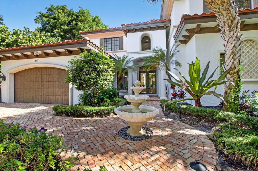 Property photo for 717 NW 4th Street, Boca Raton, FL
