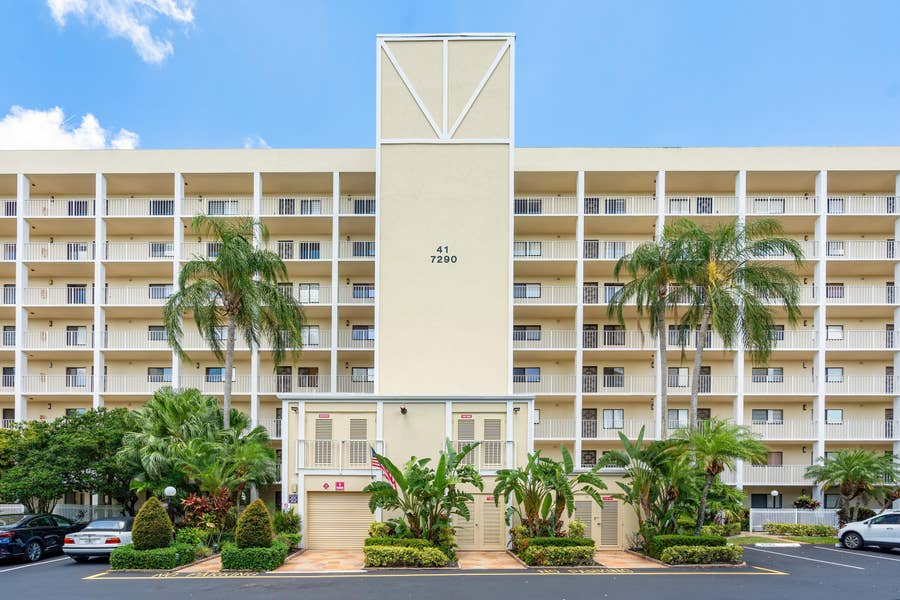 Property photo for 7290 Kinghurst Drive, #607, Delray Beach, FL