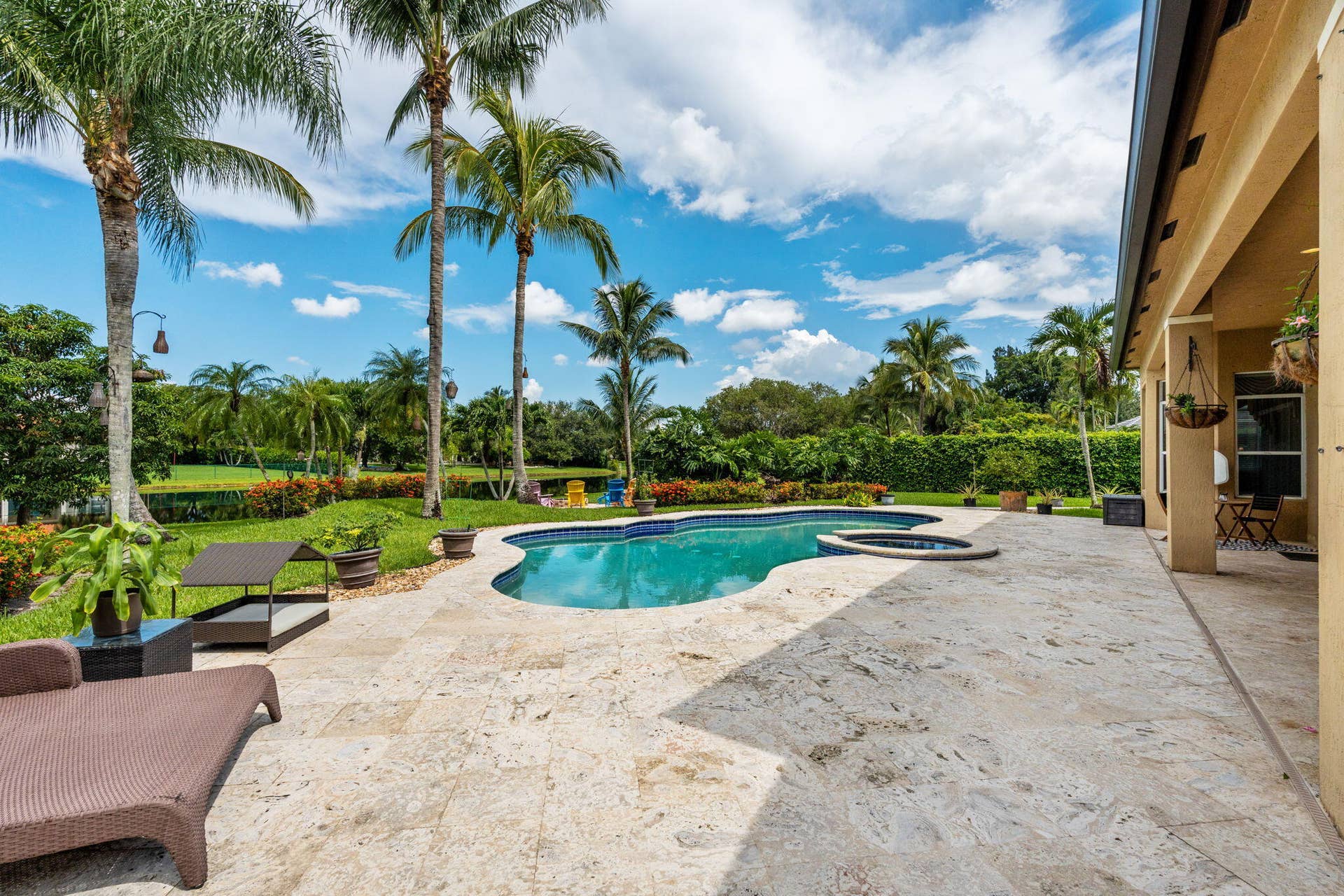 3263 SW 138th Way, Davie, FL 33330 71-web-or-mls-A7400265