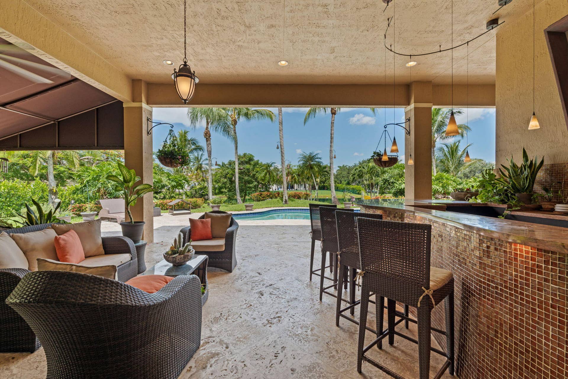 3263 SW 138th Way, Davie, FL 33330 60-web-or-mls-A7400287