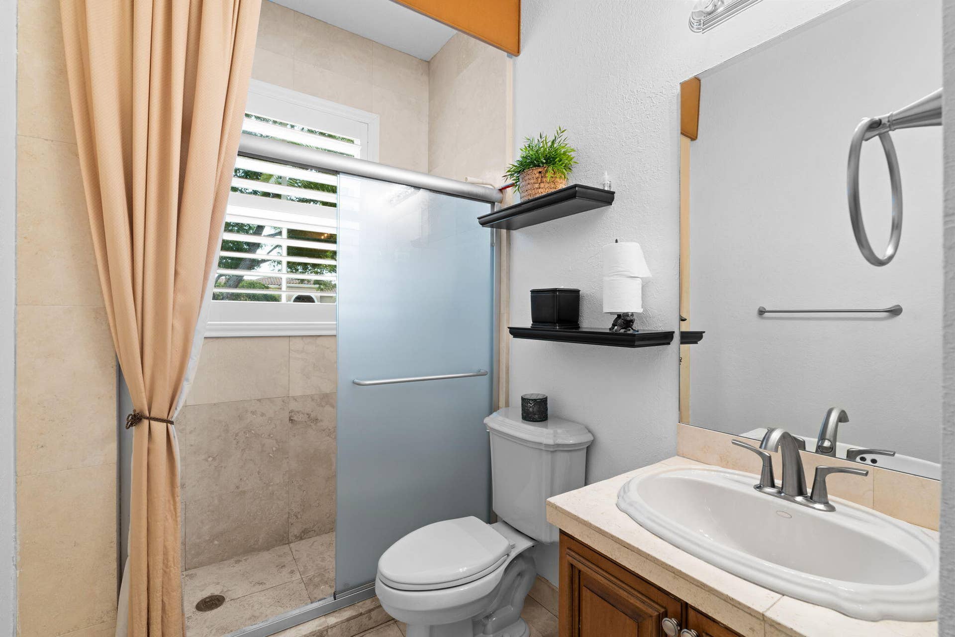 3263 SW 138th Way, Davie, FL 33330 51-web-or-mls-A7400340