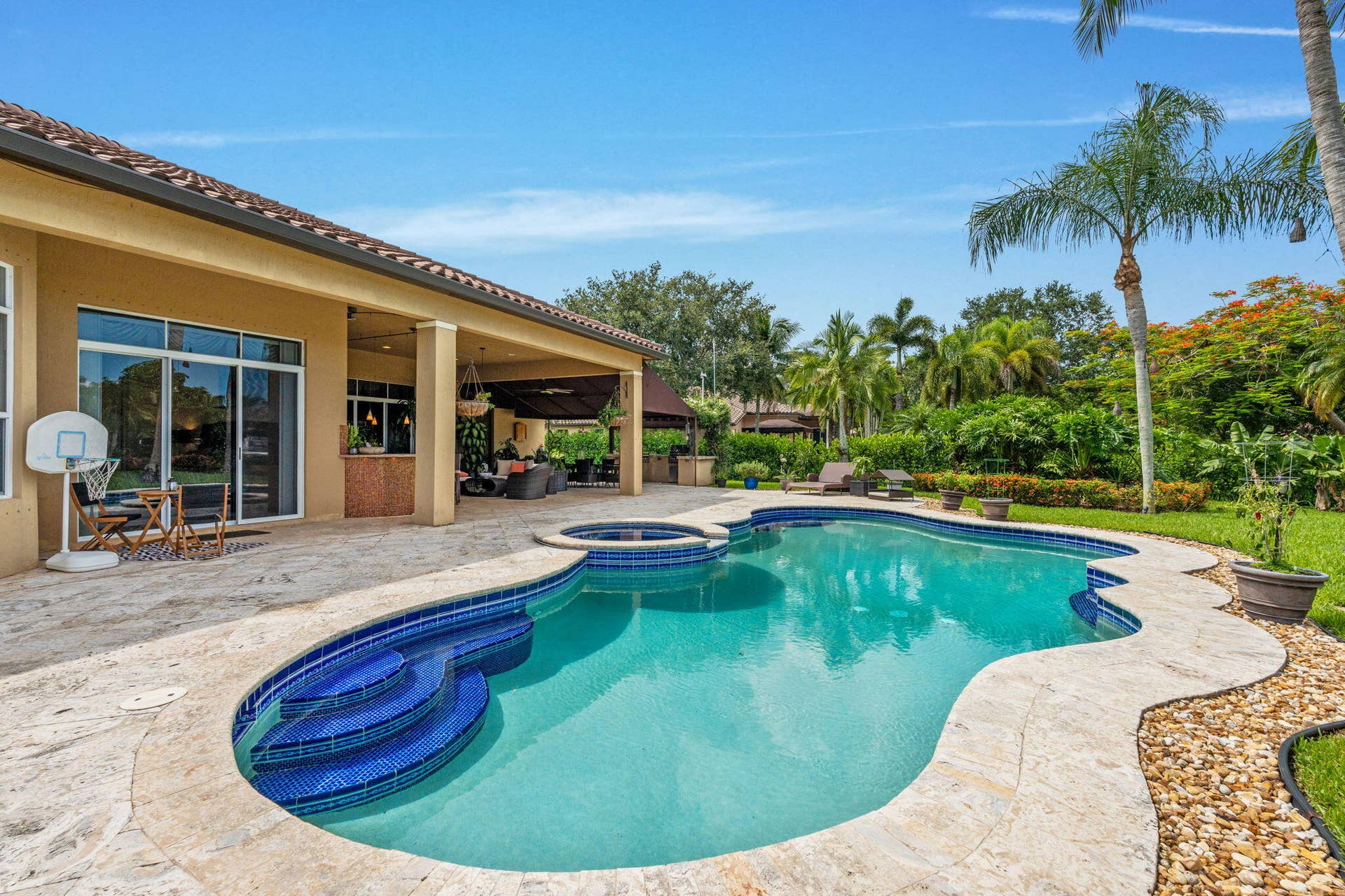 3263 SW 138th Way, Davie, FL 33330 74-web-or-mls-A7400268