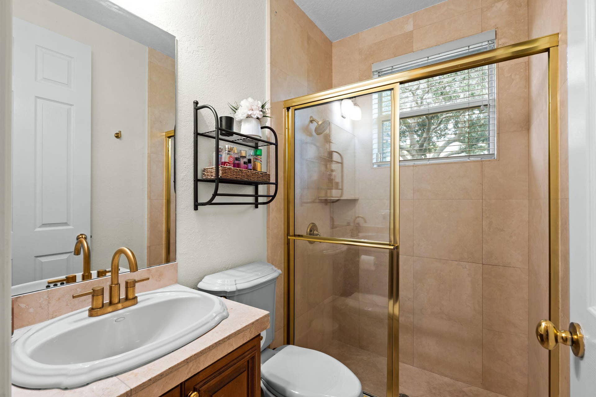 3263 SW 138th Way, Davie, FL 33330 45-web-or-mls-A7400436