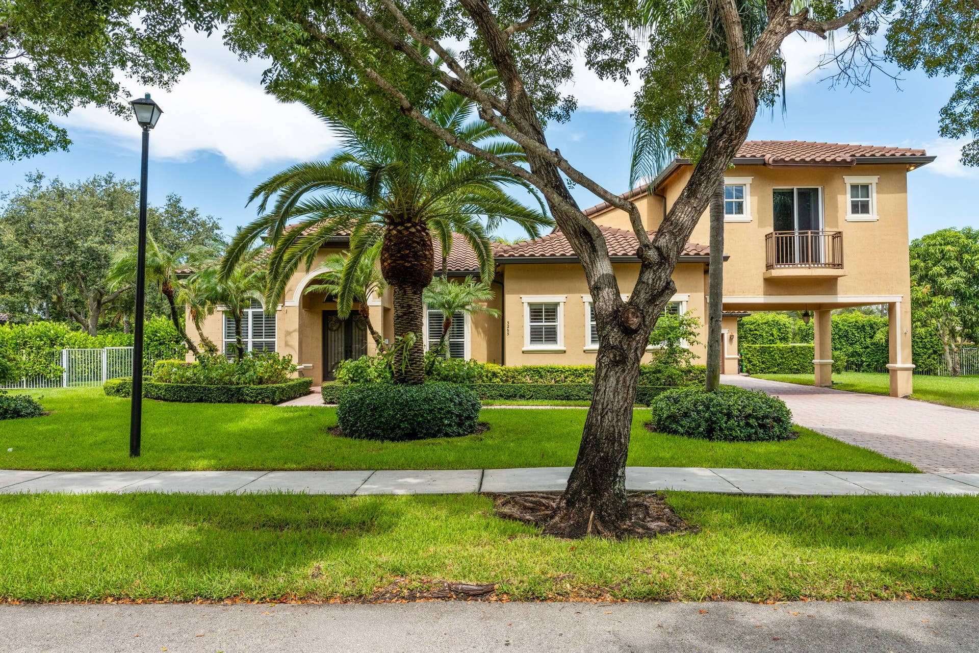 3263 SW 138th Way, Davie, FL 33330 1-web-or-mls-A7400251