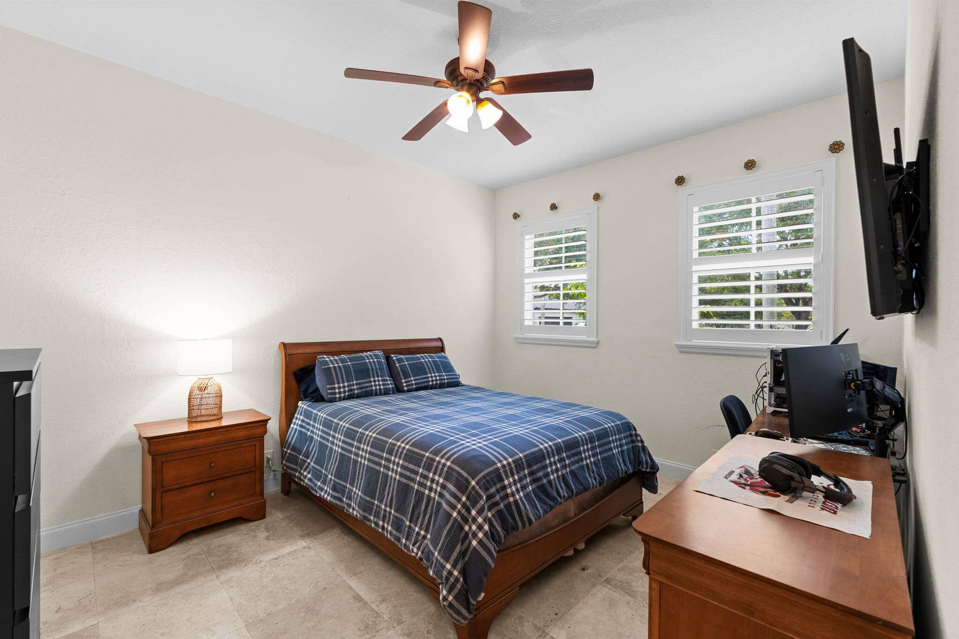 3263 SW 138th Way, Davie, FL 33330 43-web-or-mls-A7400343