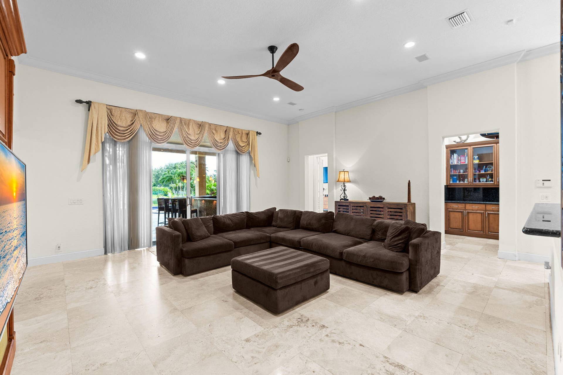 3263 SW 138th Way, Davie, FL 33330 22-web-or-mls-A7400380