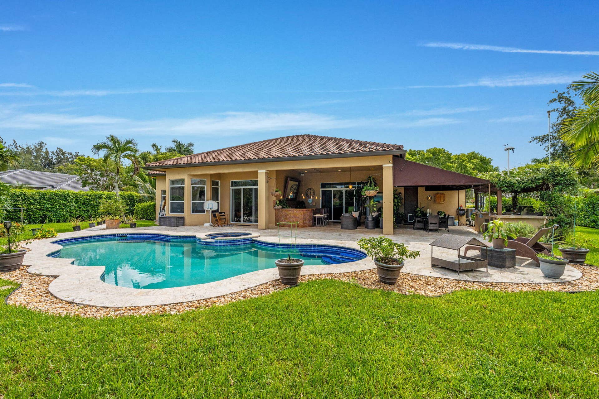 3263 SW 138th Way, Davie, FL 33330 72-web-or-mls-A7400266