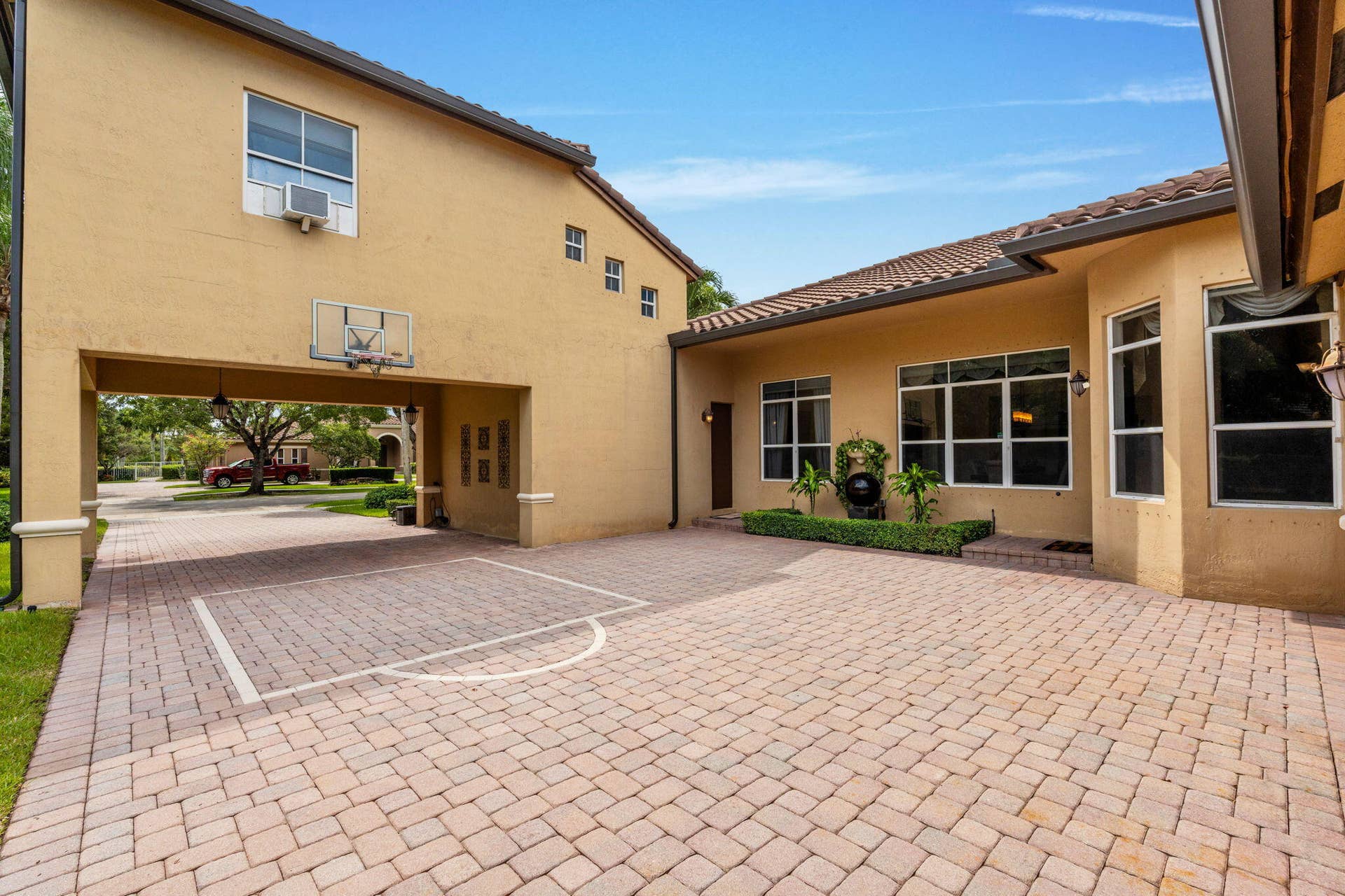 3263 SW 138th Way, Davie, FL 33330 8-web-or-mls-A7400259