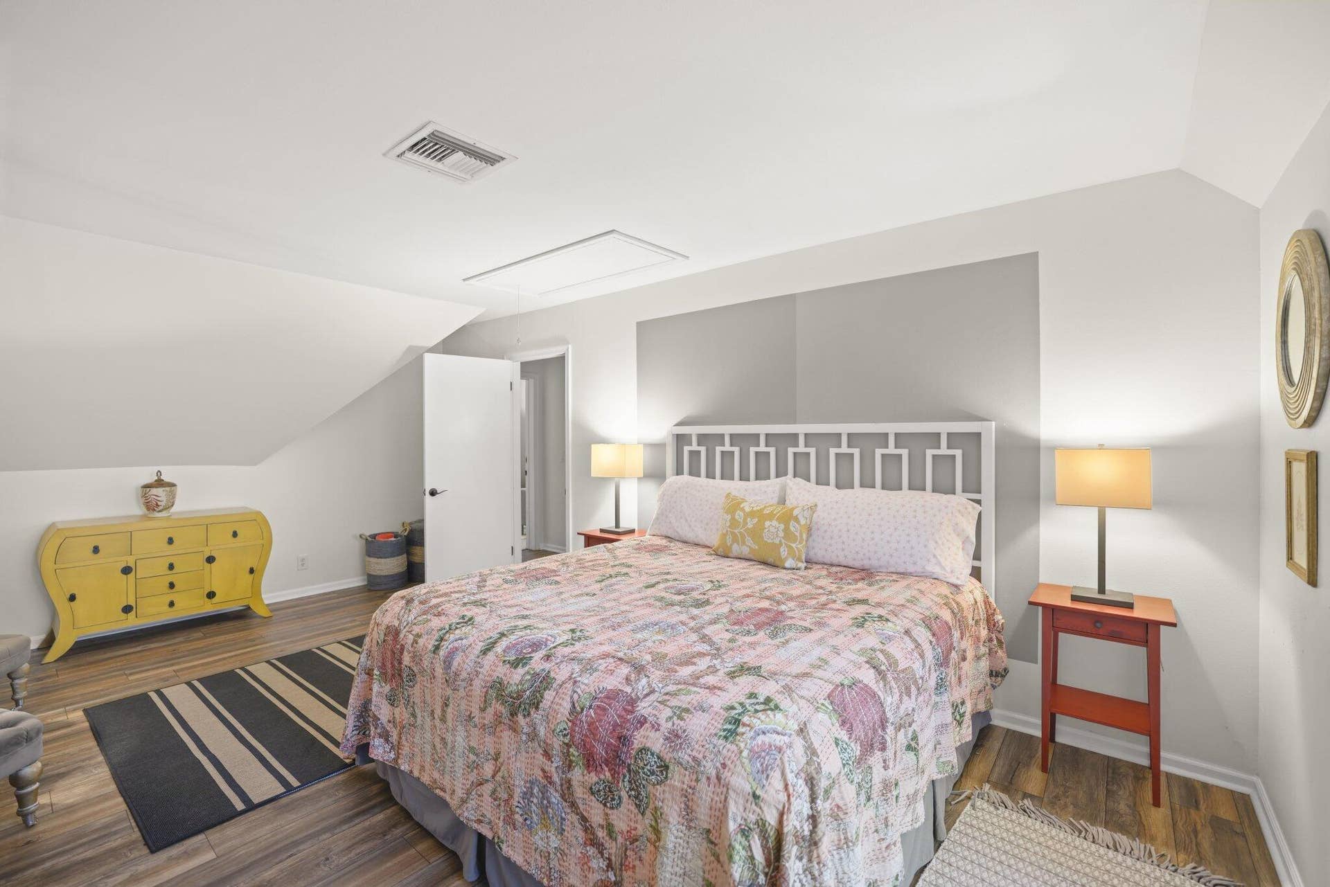 Apartment primary bedroom
