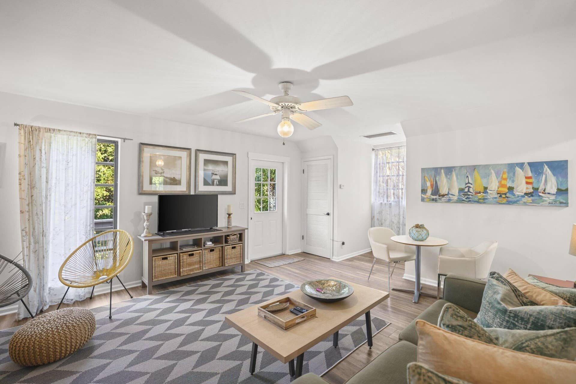 Apartment Living area