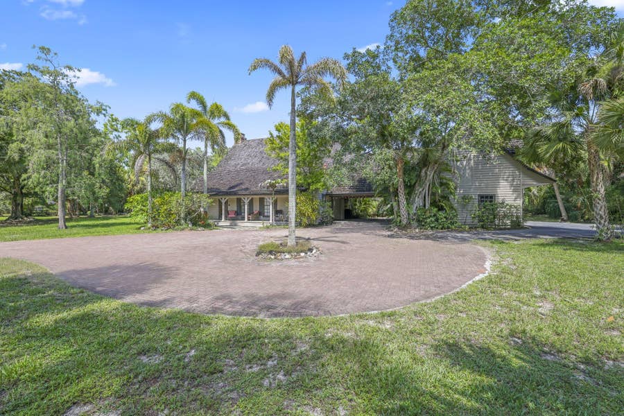 Property photo for 790 E Rambling Drive, Wellington, FL