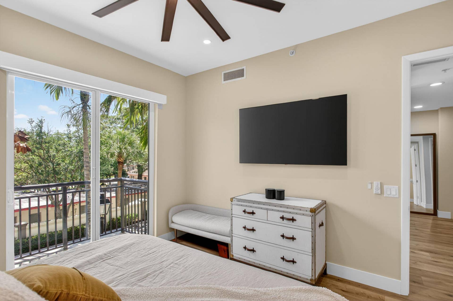 54-web-or-mls-2609-2442