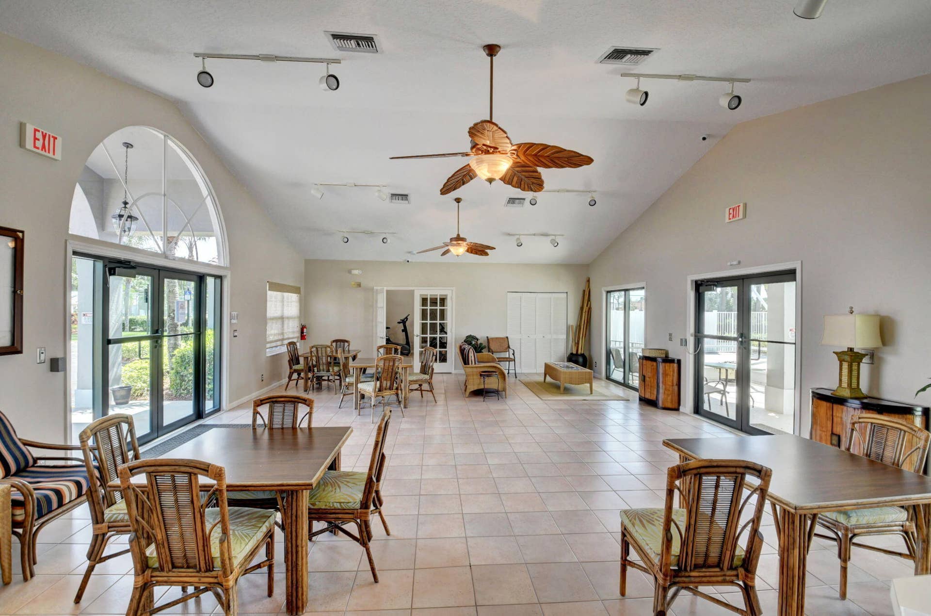 7671 Stirling Bridge Boulevard N, Delray Beach, FL 33446 109-web-or-mls-DSC_2362_3_4_5_6