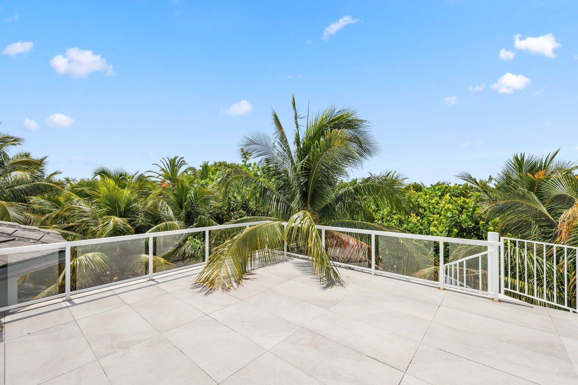 1313 Seabreeze Boulevard, Fort Lauderdale, FL 33316 12 Sylvan Lane - 93.jpg-SMALL