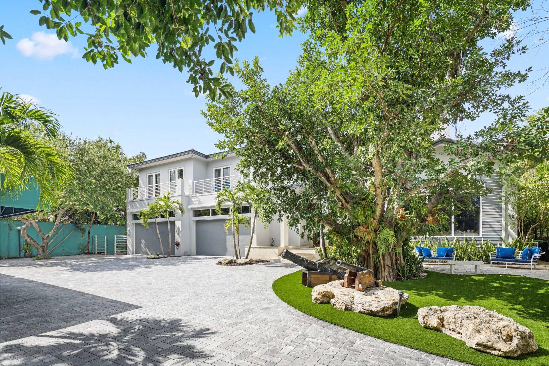 1313 Seabreeze Boulevard, Fort Lauderdale, FL 33316 12 Sylvan Lane - 4.jpg-SMALL