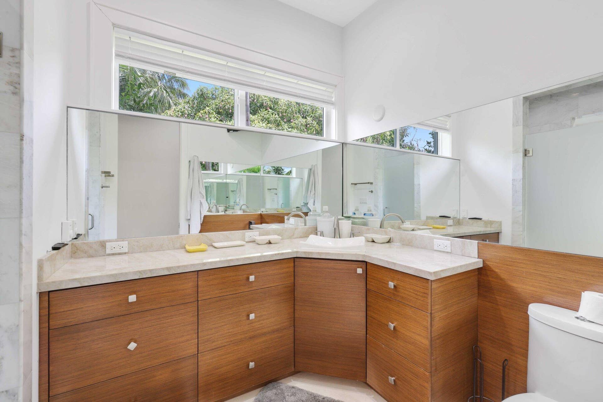 1313 Seabreeze Boulevard, Fort Lauderdale, FL 33316 12 Sylvan Lane - 94.jpg-SMALL