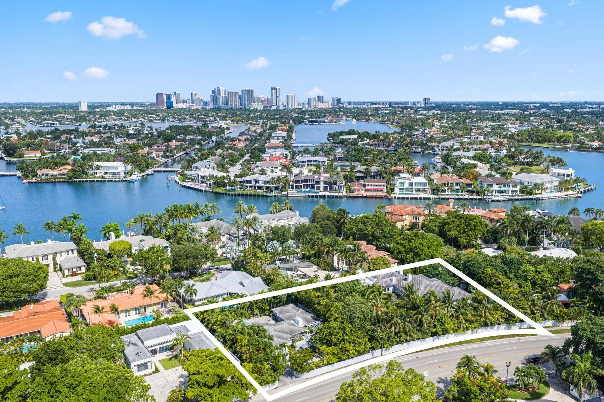 1313 Seabreeze Boulevard, Fort Lauderdale, FL 33316 12 Sylvan Lane - 116.jpg-SMALL