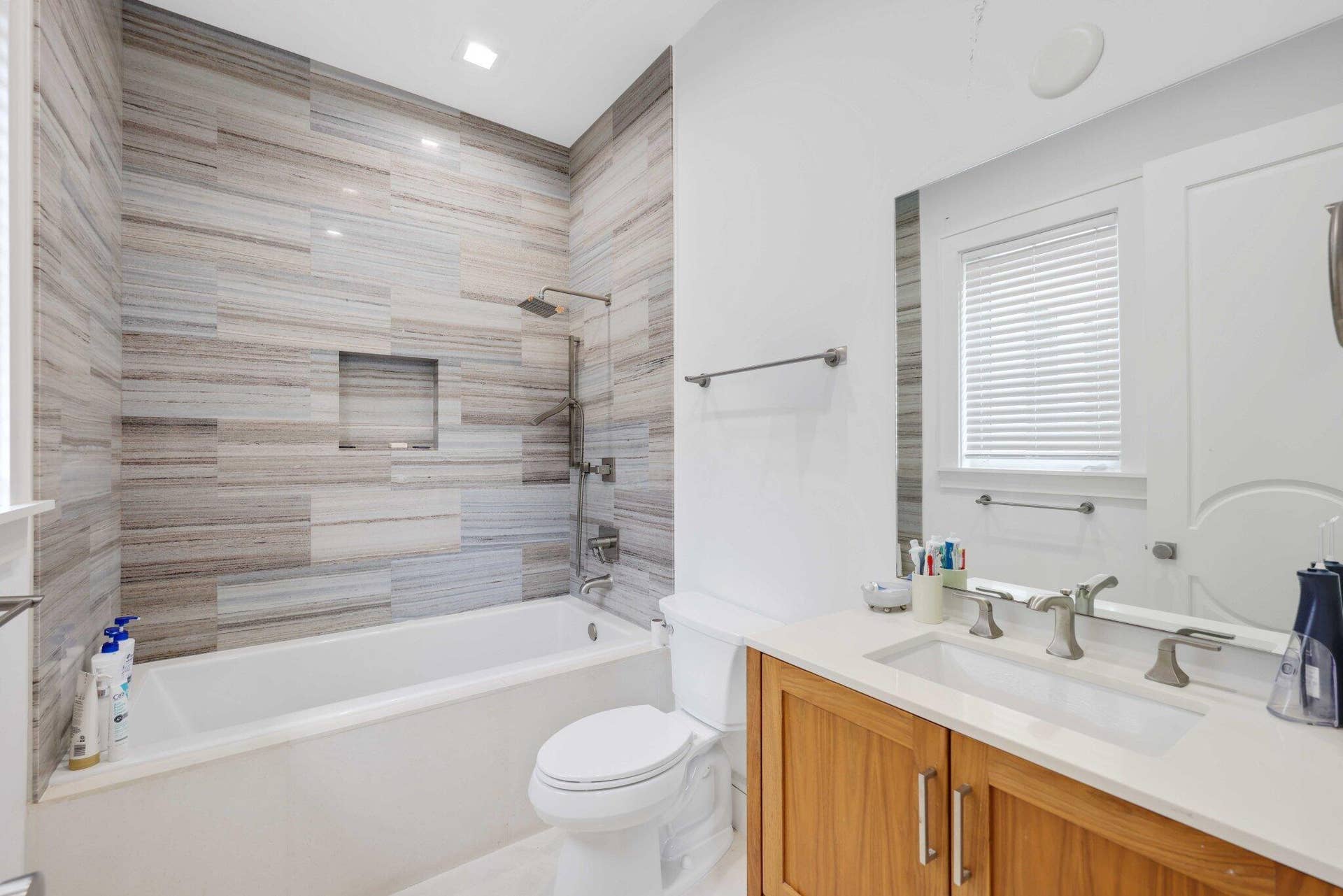 1313 Seabreeze Boulevard, Fort Lauderdale, FL 33316 12 Sylvan Lane - 106.jpg-SMALL
