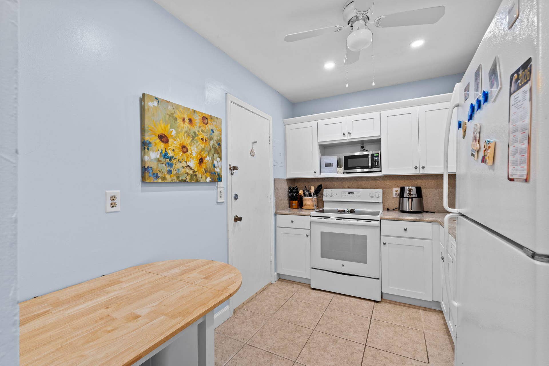 11-web-or-mls-A7409892
