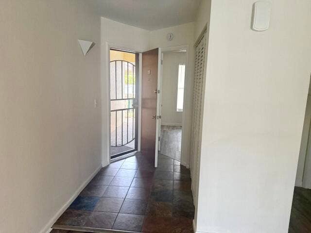 342 Southwind Drive, #223, North Palm Beach, FL 33408 Entrance Hall
