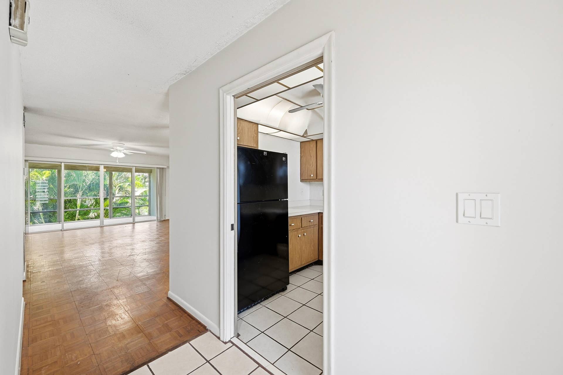 2160 NE 36th Street, #37, Lighthouse Point, FL 33064 Entry