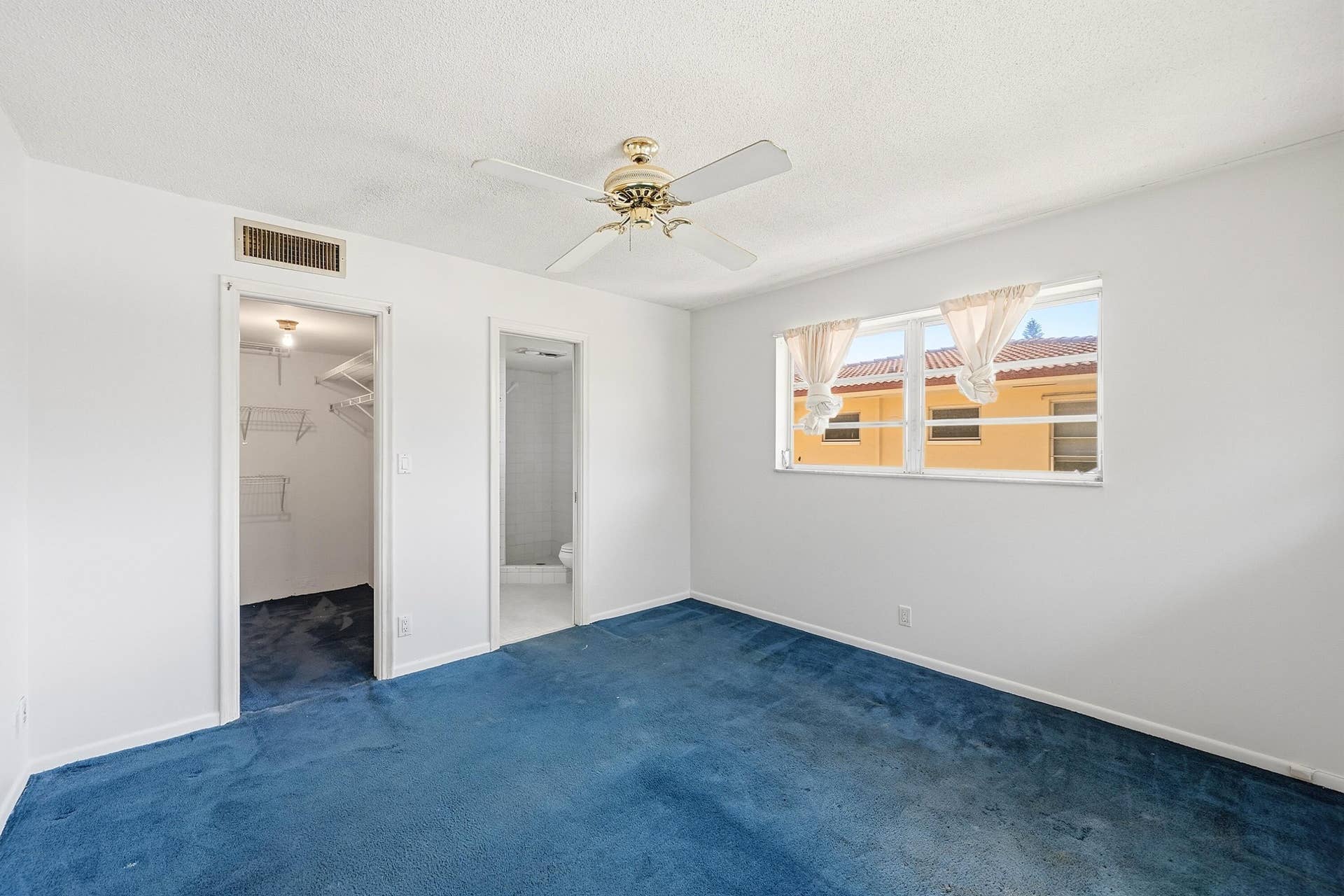 2160 NE 36th Street, #37, Lighthouse Point, FL 33064 Primary Bedroom