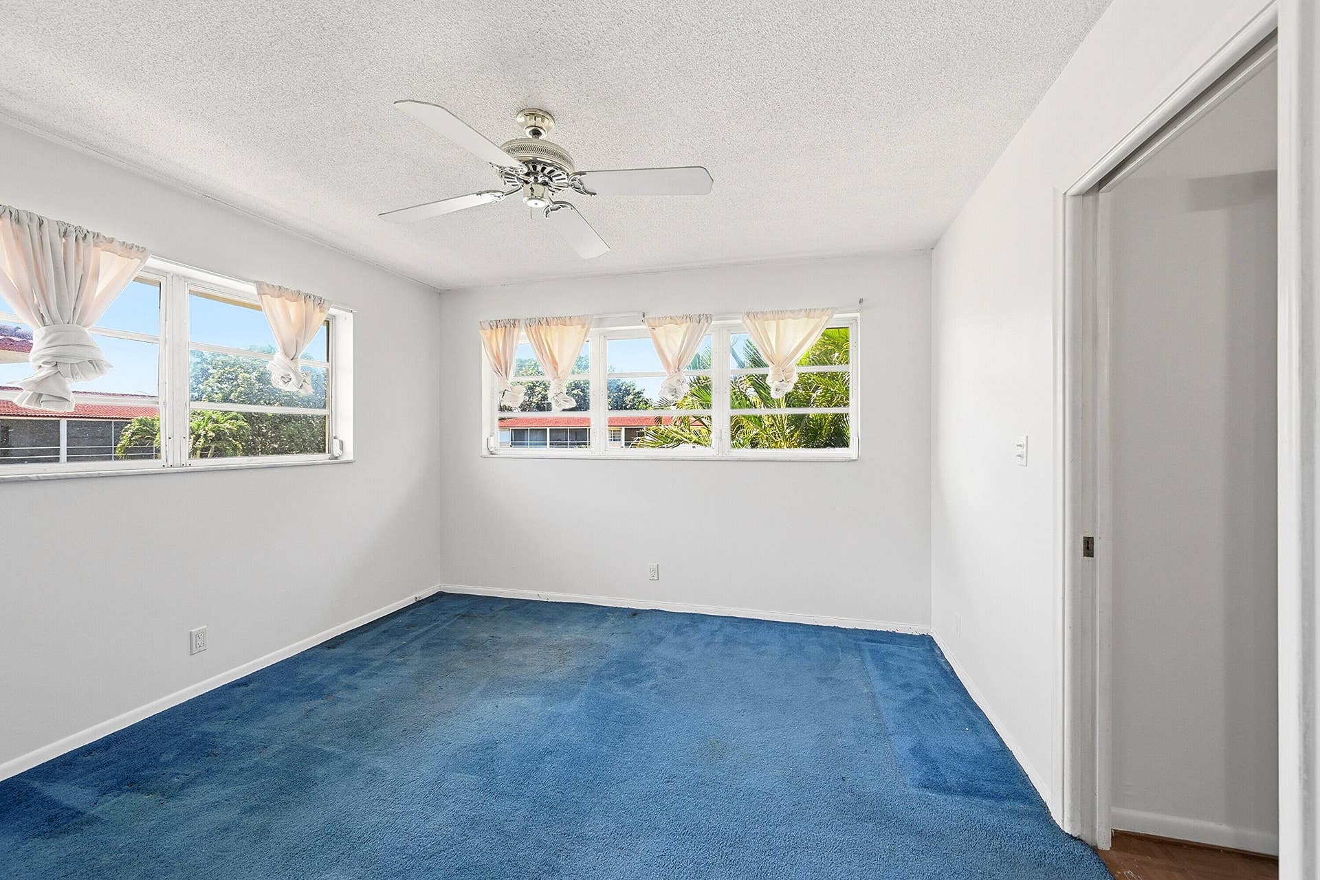 2160 NE 36th Street, #37, Lighthouse Point, FL 33064 Primary Bedroom