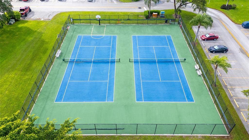 194 Newport L Drive, #194, Deerfield Beach, FL 33442 picke;l