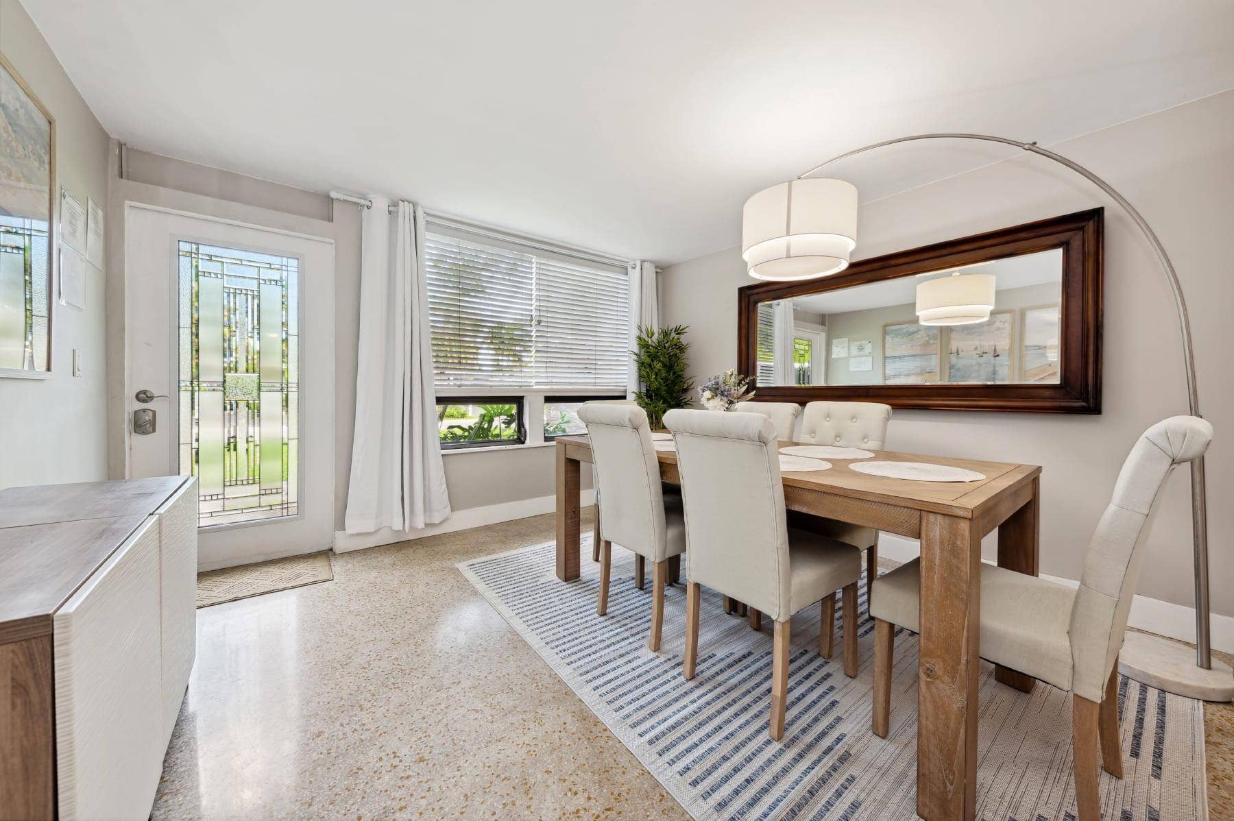 2507 NW 8th Avenue, Wilton Manors, FL 33311 Dining Area