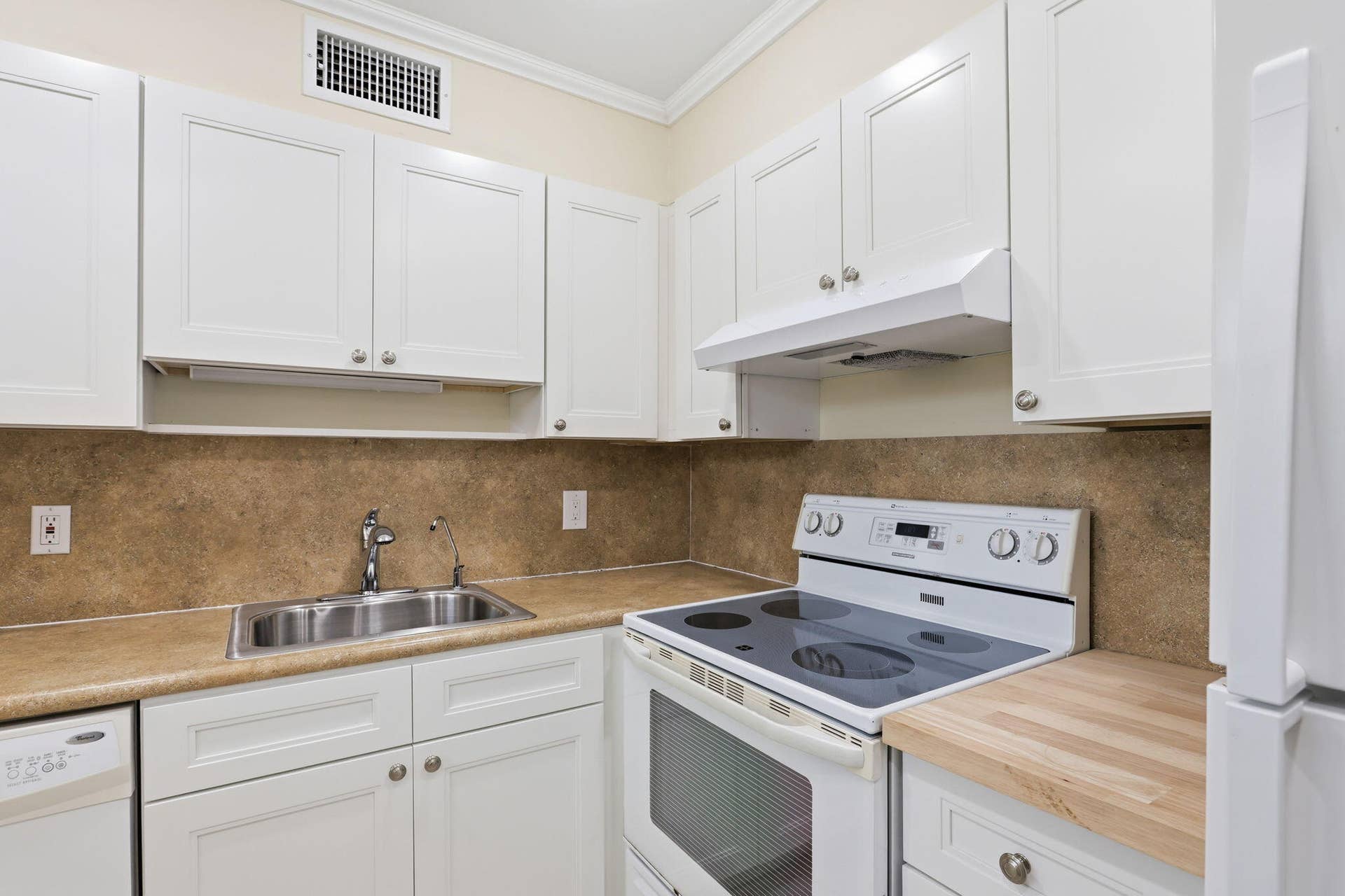 164 Seville G, Delray Beach, FL 33446 10-web-or-mls-0E2A3219