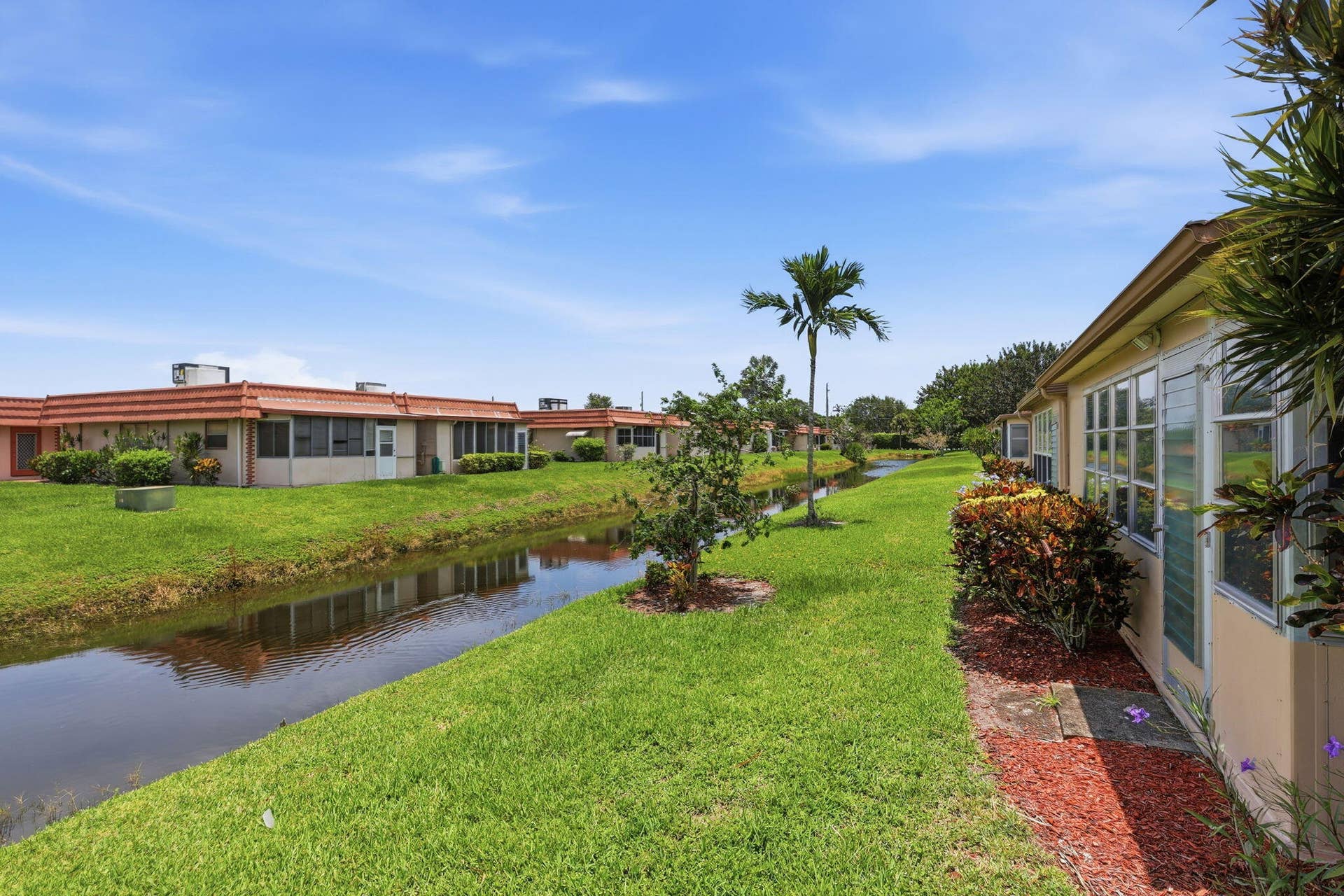 164 Seville G, Delray Beach, FL 33446 25-web-or-mls-0E2A3264