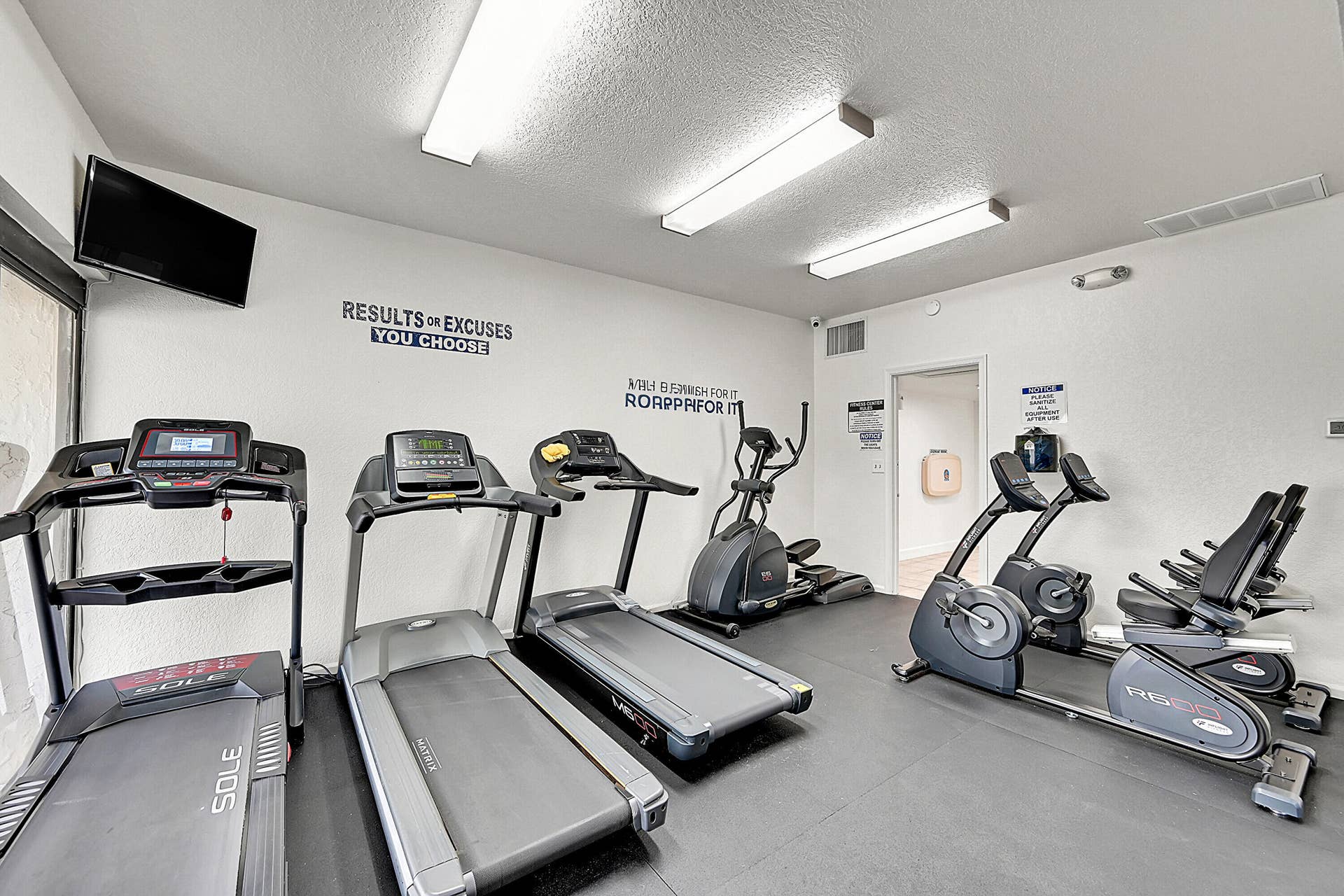 777 S Federal Highway, #H107, Pompano Beach, FL 33062 Fitness Center (2)