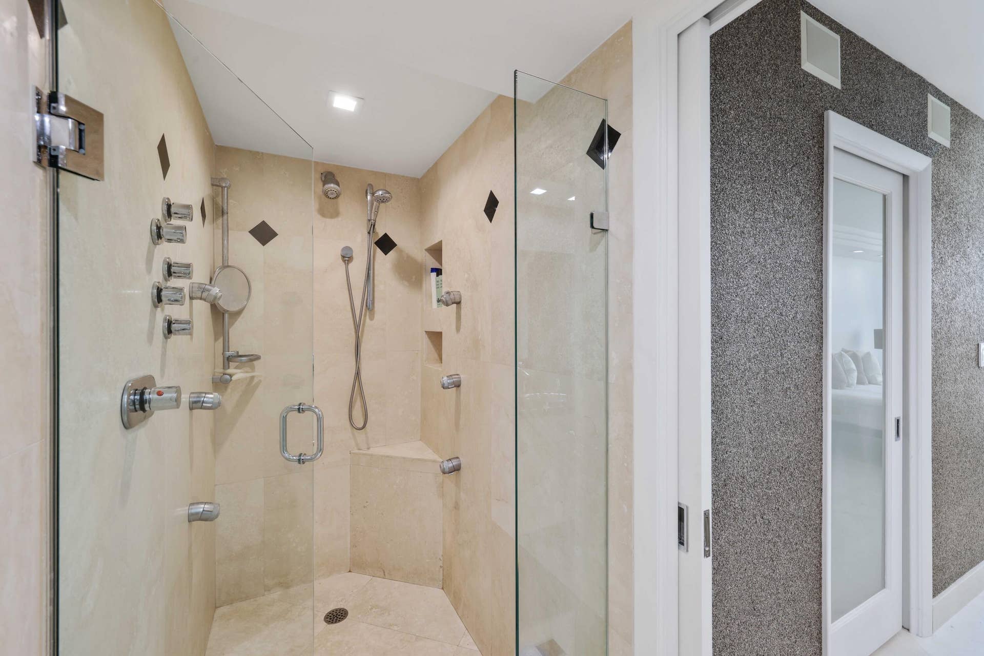 511 Bayshore Drive - 41