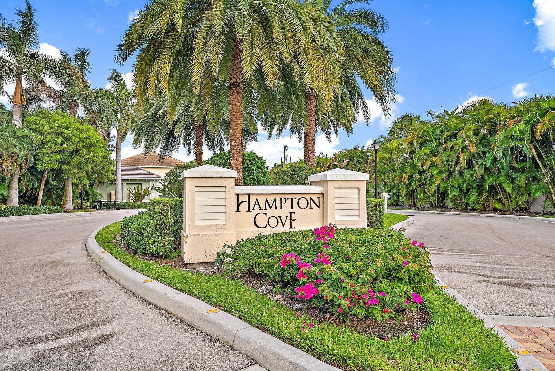 Hampton Cove Community Entrance