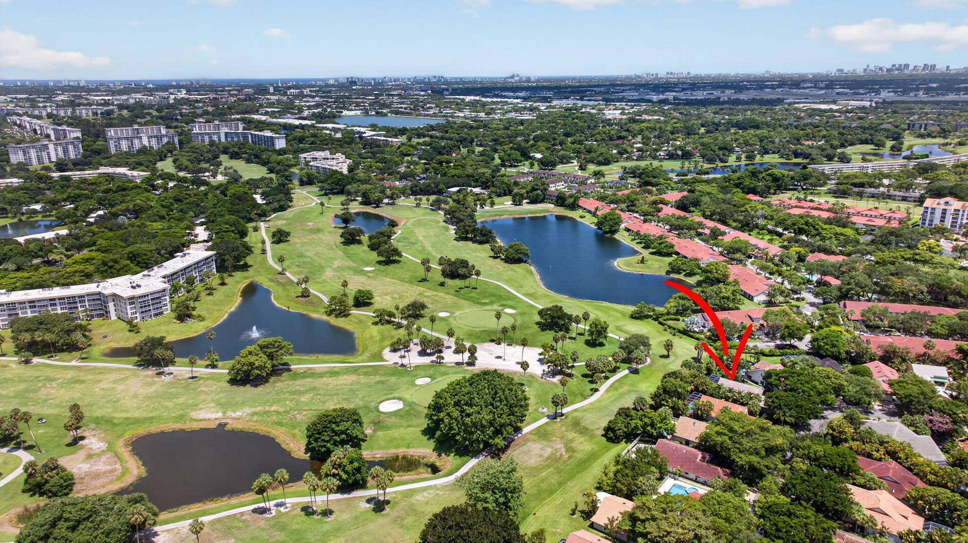 526 Misty Oaks Drive, Pompano Beach, FL 33069 57-web-or-mls-DJI_20251026222655_0112_D