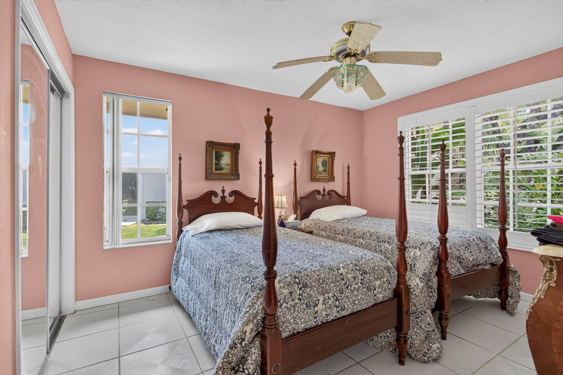 526 Misty Oaks Drive, Pompano Beach, FL 33069 23-web-or-mls-001L5936