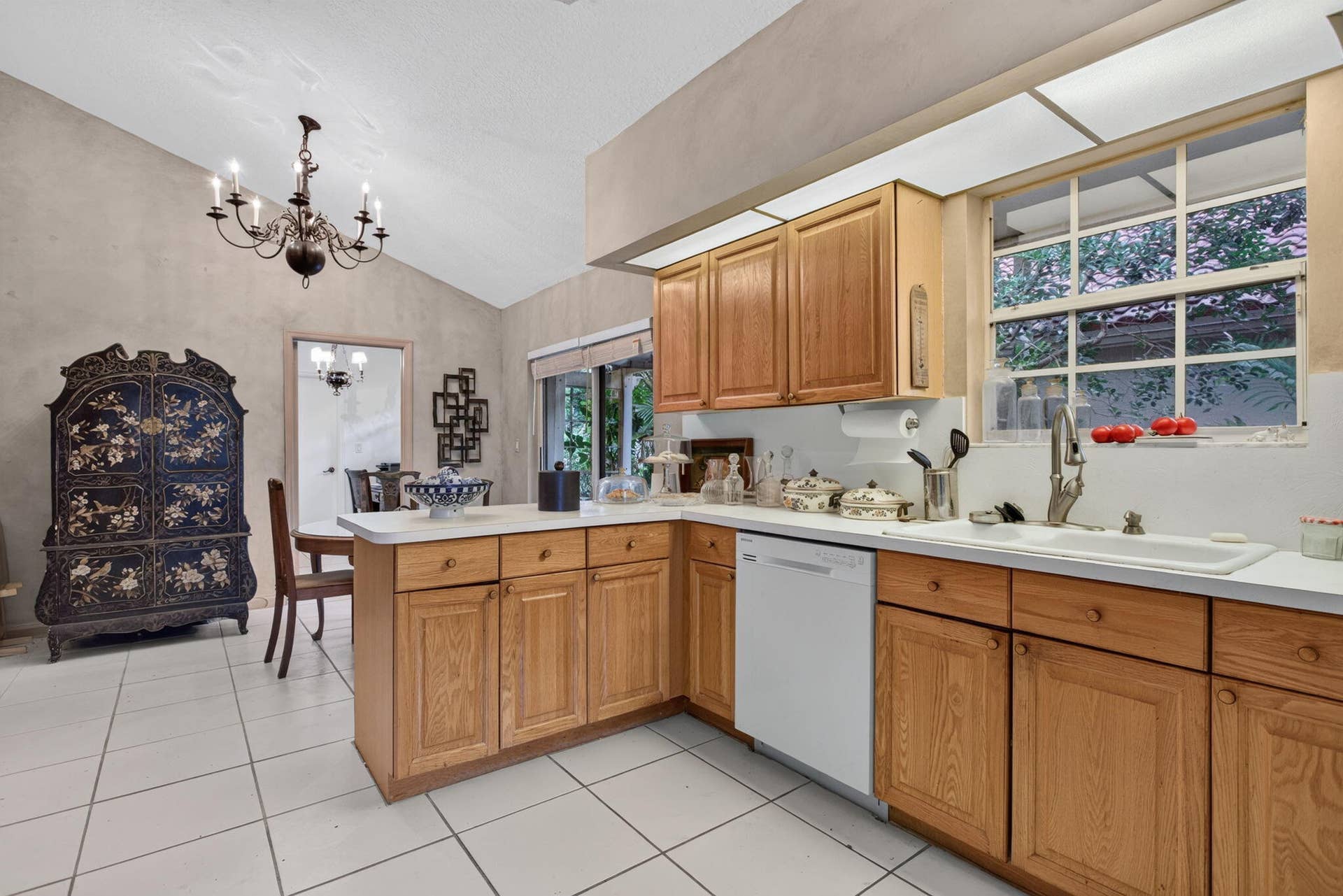 526 Misty Oaks Drive, Pompano Beach, FL 33069 39-web-or-mls-001L6018